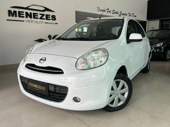 NISSAN MARCH 1.0 S 16V FLEX 4P MANUAL NISSAN MARCH 1.0 S 16V FLEX 4P MANUAL